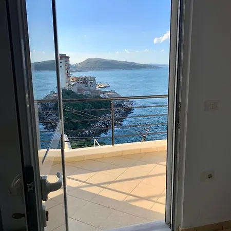 Rosemary Sea View Apts Σαράντα